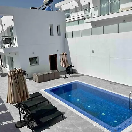 Siam, Great Views, Pool, Air Conditioner Villa Playa de las Américas